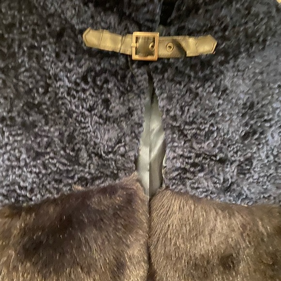 Beautiful evening shoulder cover - Picture 3 of 4